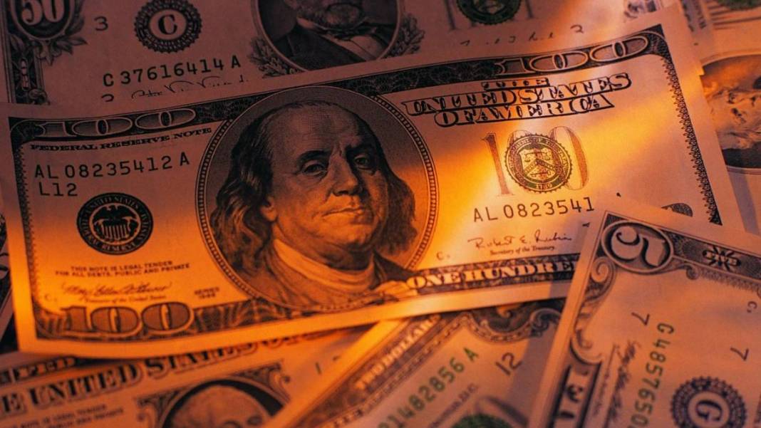 ABD'li dev bankadan yatırımcıları korkutan dolar tahmini! Rakamı duyan döviz bürosuna akın edecek, tarih verildi... 6